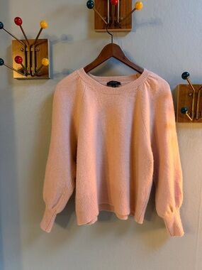 Ann Taylor Soft Pink Cashmere Crew Neck Sweater